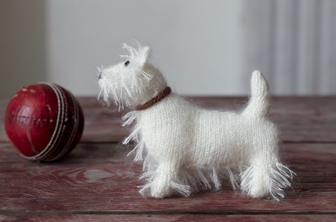 Best in Show knitted West Highland terrier