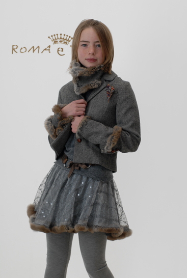 Roma E Tosca winter 2010 grey tweed and fur trims for kidswear