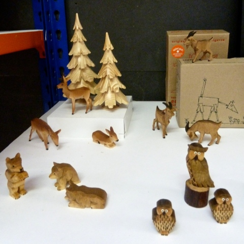 Sweet little woodland creatures by Erzgebirge from Germany at Theo online store